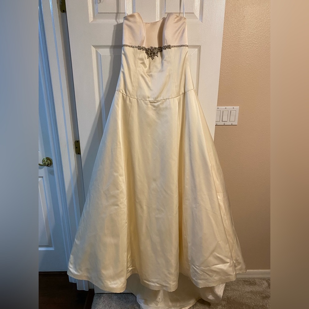 Ristarose strapless silk wedding dress